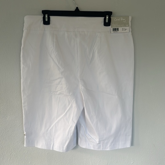 Coral Bay white Easy Care elastic comfort waist Bermuda style shorts size 16 - Picture 8 of 14